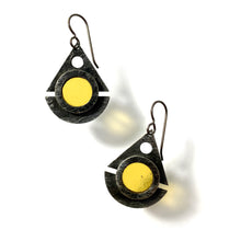 Load image into Gallery viewer, LIGHT AMBER SEAFARER EARRINGS
