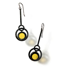 Charger l&#39;image dans la galerie, BOUCLES D&#39;OREILLES PENDULE ECLIPSE AMBRE CLAIR
