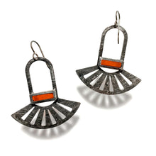 Load image into Gallery viewer, SUNSET CORAL ASTER EARRINGS
